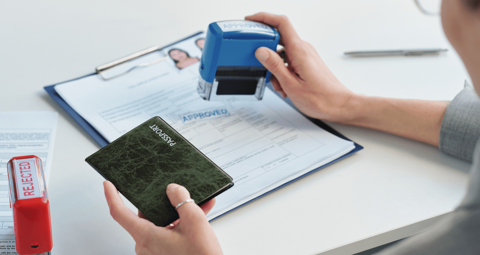 Guía para Obtener Documentos Oficiales en USA